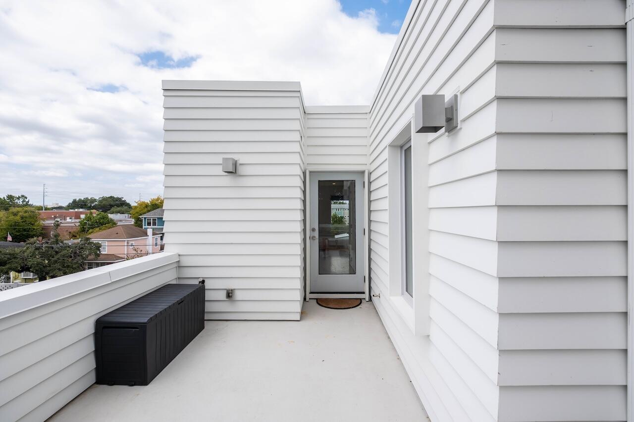 199 Fishburne Street Charleston, SC 29403 - Photo 21 of 24 Rooftop Terrace