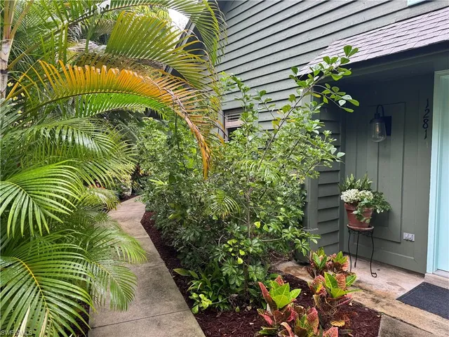 $475,000 | 1281 Solana Road, Naples, FL 34103