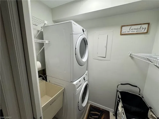 $475,000 | 1281 Solana Road, Naples, FL 34103