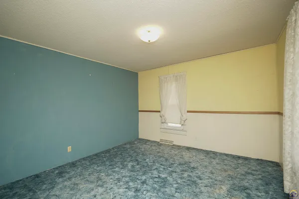 $119,500 | 1601 2nd Avenue West, Horton, KS 66439