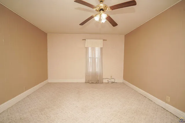 $125,000 | 1601 2nd Avenue West, Horton, KS 66439