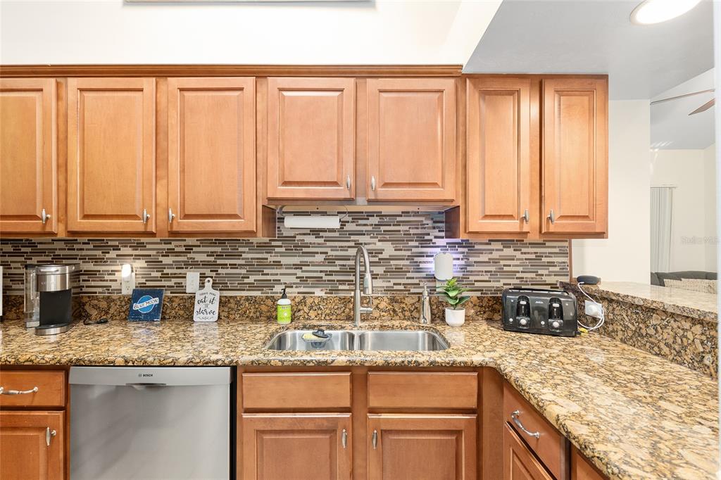 4700 Southwest Archer Road, Unit 112 Gainesville, FL 32608 - Photo 18 of 41