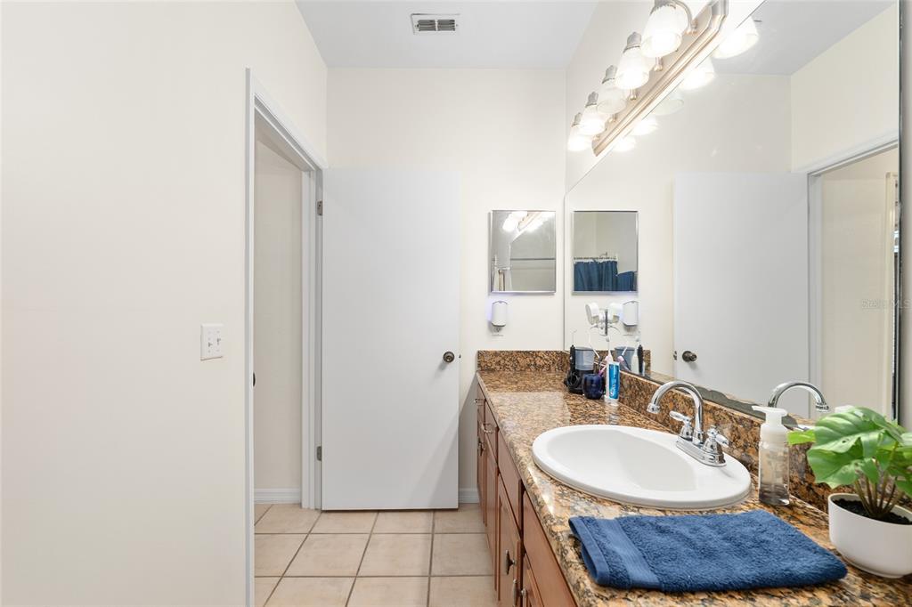 4700 Southwest Archer Road, Unit 112 Gainesville, FL 32608 - Photo 28 of 41