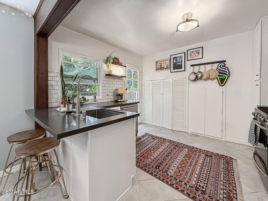 1528 Yale Street, Unit 3 Santa Monica, CA 90404 - Photo 12 of 28