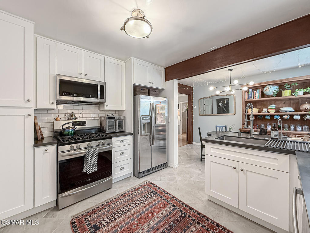 1528 Yale Street, Unit 3 Santa Monica, CA 90404 - Photo 16 of 28