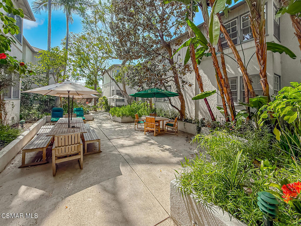1528 Yale Street, Unit 3 Santa Monica, CA 90404 - Photo 4 of 28