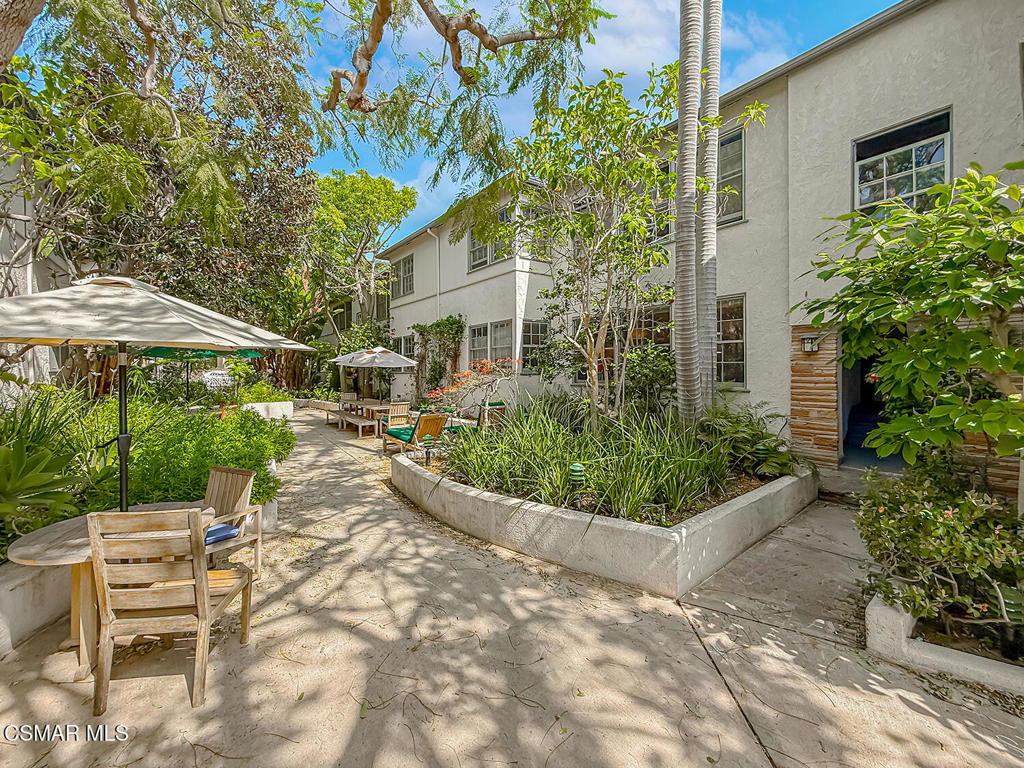 1528 Yale Street, Unit 3 Santa Monica, CA 90404 - Photo 6 of 28