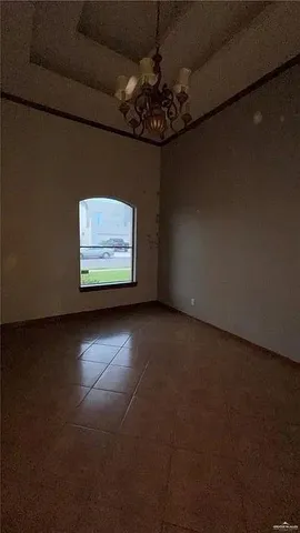 a view of livingroom with furniture