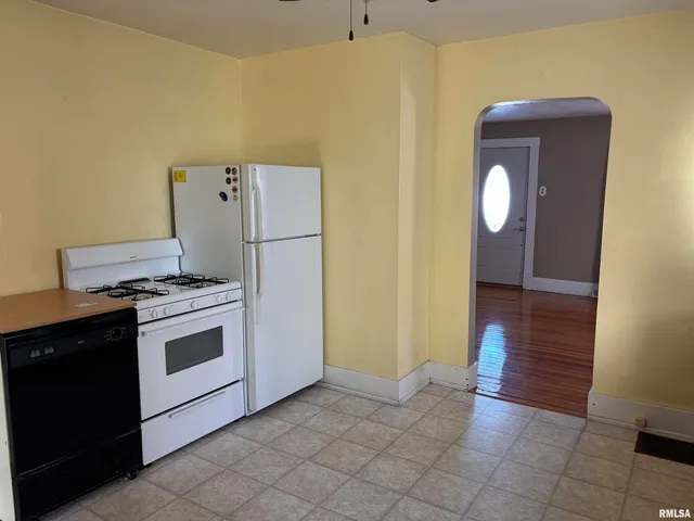 $129,900 | 1310 West Franklin Street, Taylorville, IL 62568