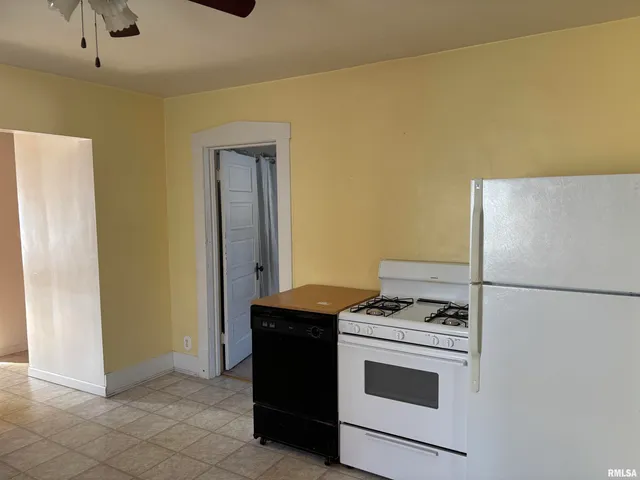 $129,900 | 1310 West Franklin Street, Taylorville, IL 62568