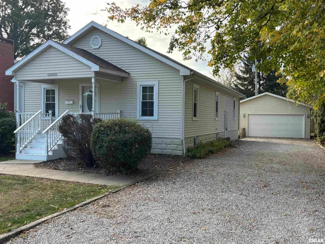 $129,900 | 1310 West Franklin Street, Taylorville, IL 62568