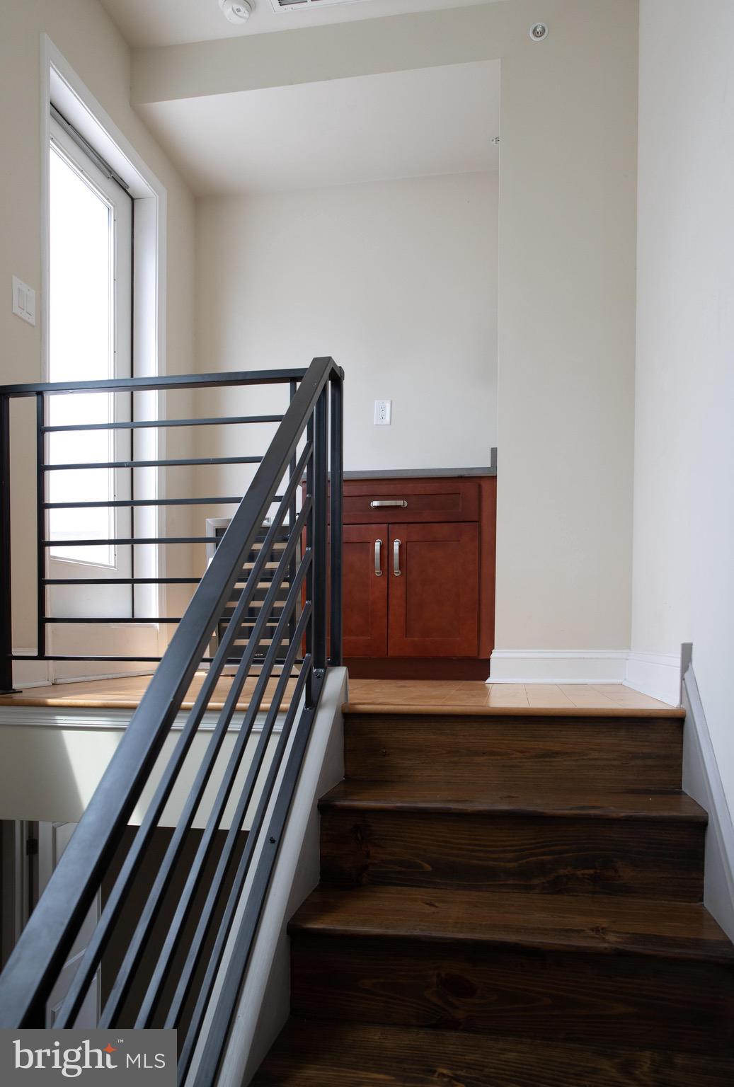 323 East Allen Street, Unit 4 Philadelphia, PA 19125 - Photo 17 of 24 a view of entryway