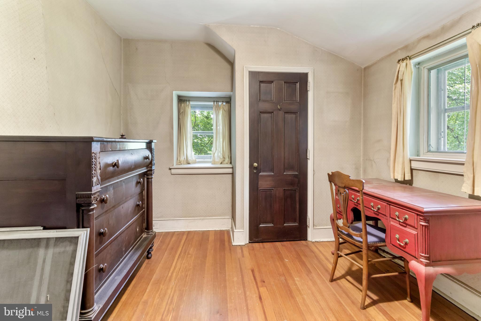 3040 Oakridge Farm Road Huntingdon Valley, PA 19006 - Photo 23 of 41 Gallery Image 23