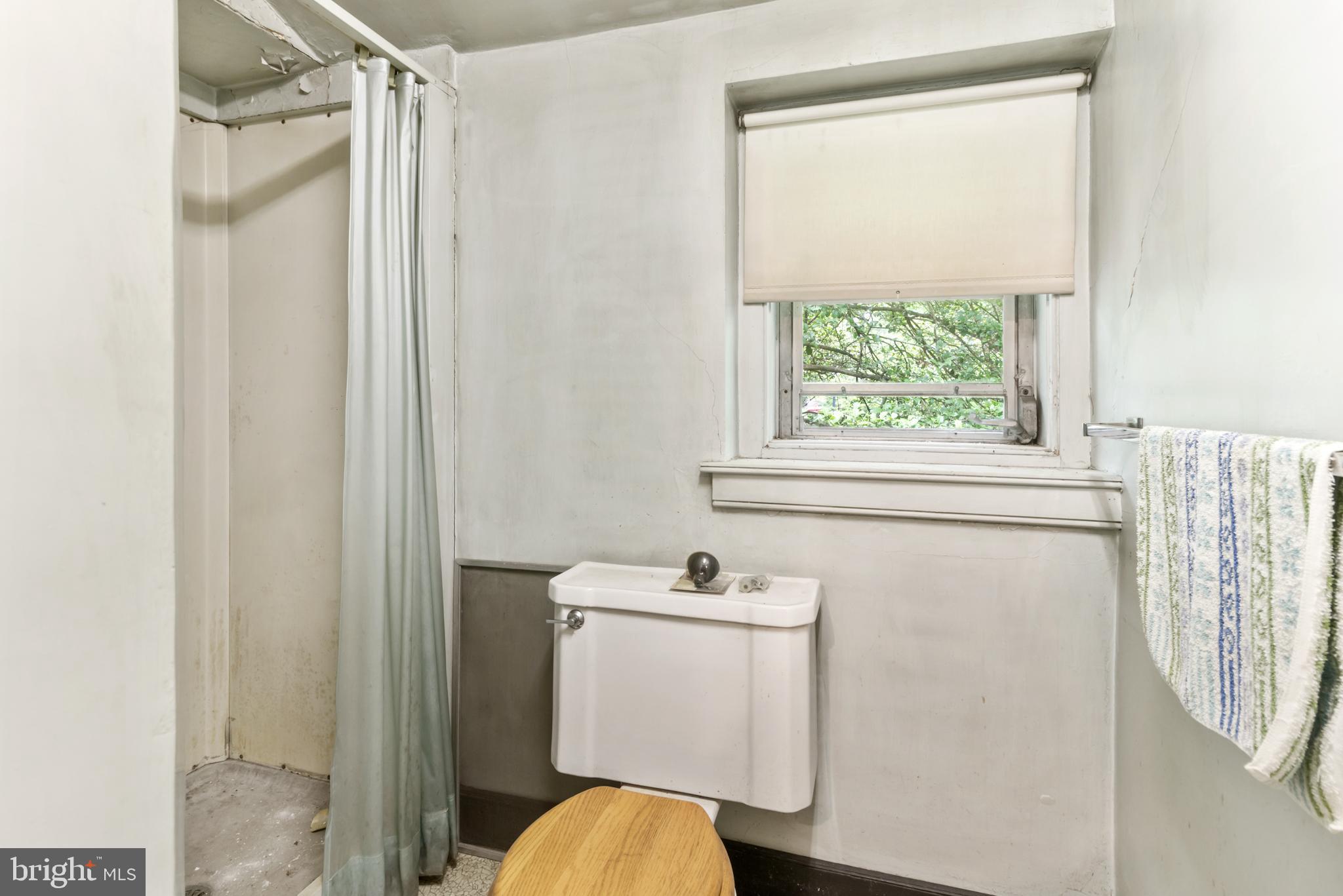 3040 Oakridge Farm Road Huntingdon Valley, PA 19006 - Photo 26 of 41 Gallery Image 26