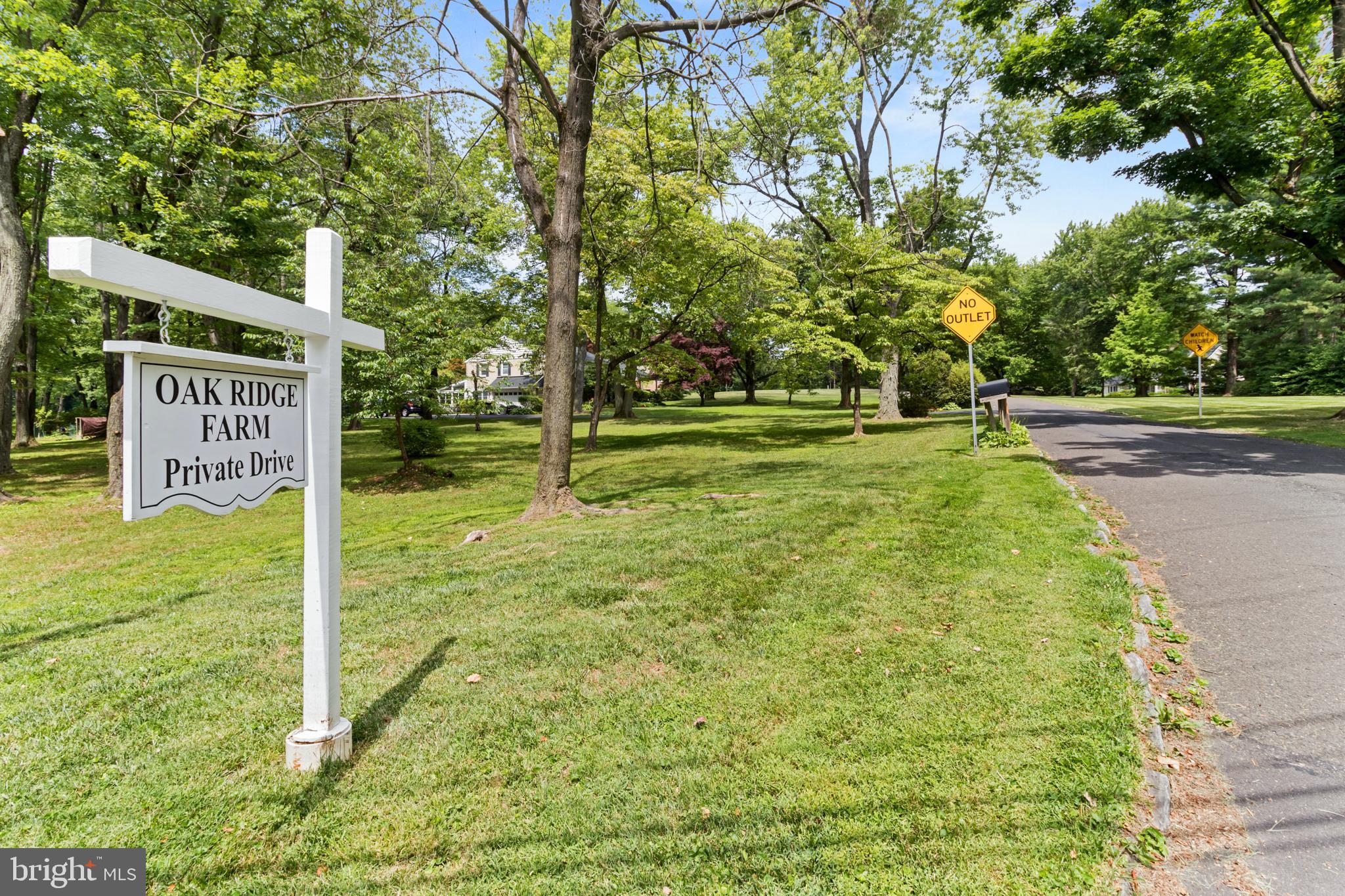 3040 Oakridge Farm Road Huntingdon Valley, PA 19006 - Photo 41 of 41 Gallery Image 41
