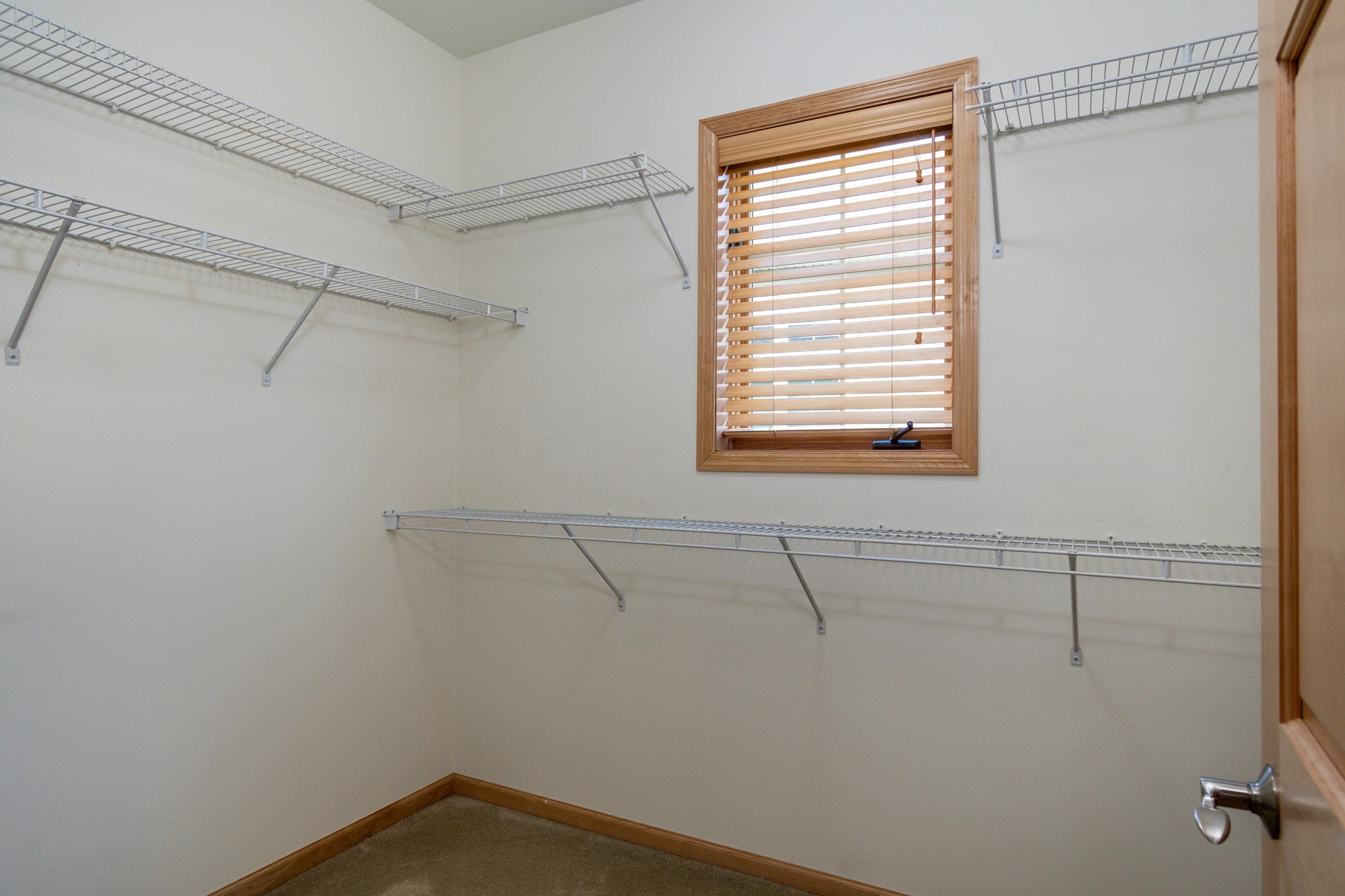 1615 Pond View Middleton, WI 53562 - Photo 28 of 76