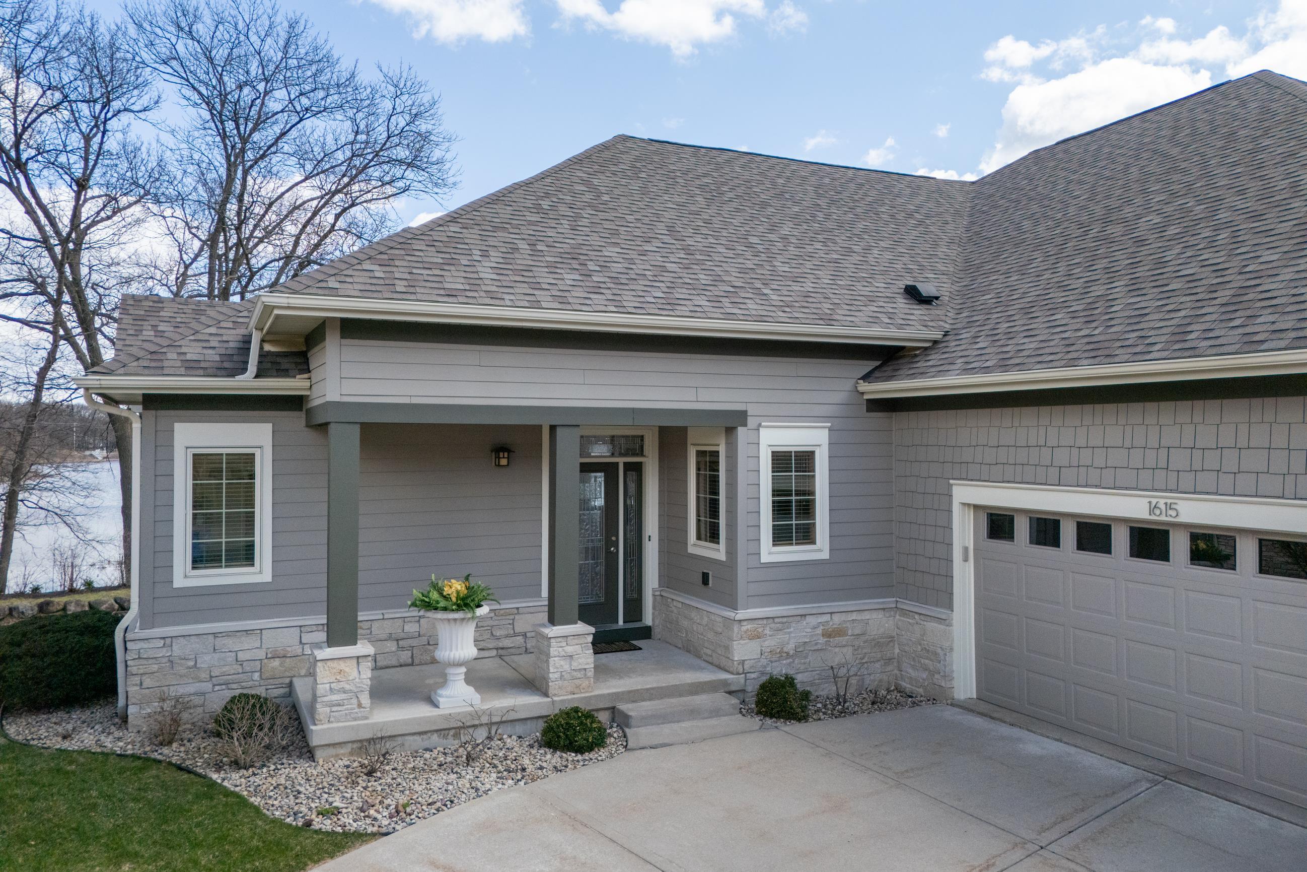 1615 Pond View Middleton, WI 53562 - Photo 3 of 76