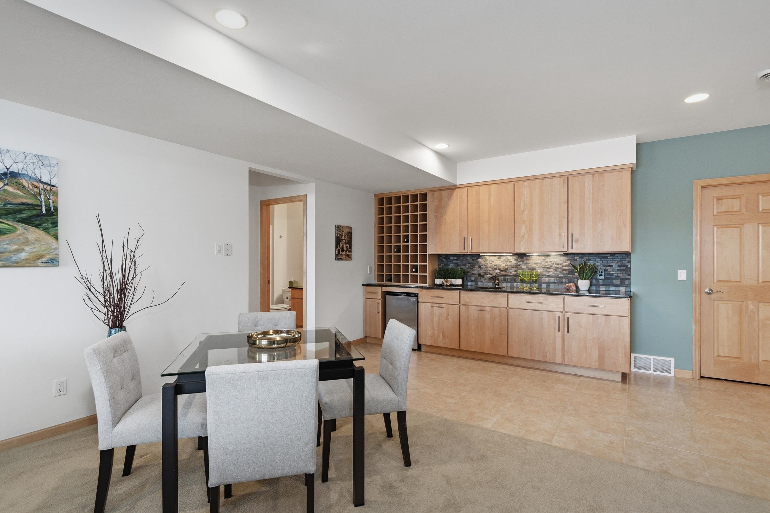 1615 Pond View Middleton, WI 53562 - Photo 40 of 76