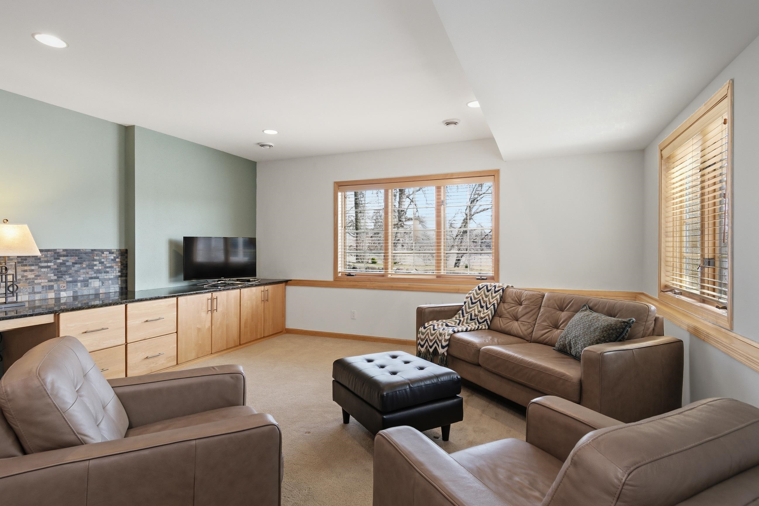 1615 Pond View Middleton, WI 53562 - Photo 44 of 76