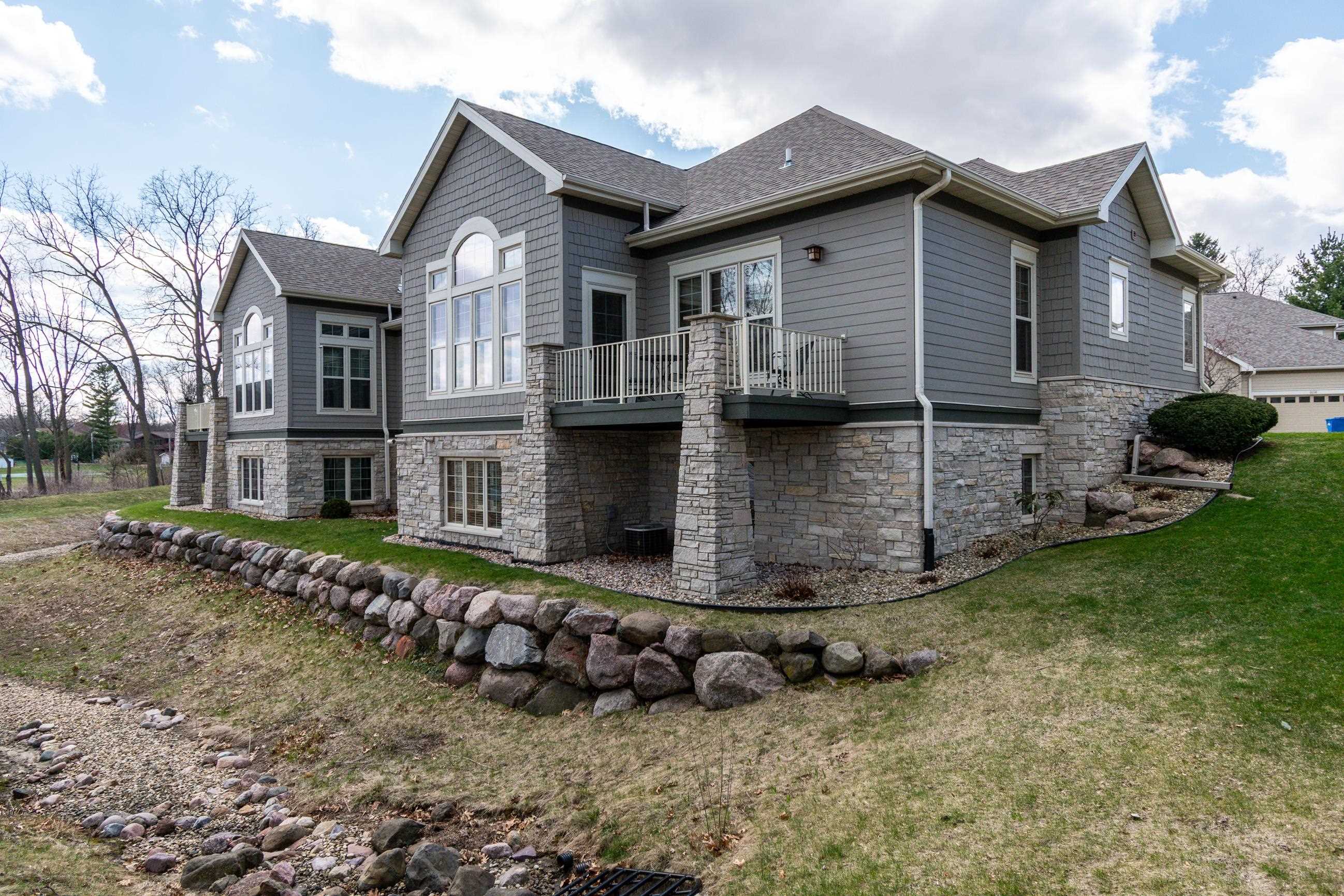 1615 Pond View Middleton, WI 53562 - Photo 64 of 76