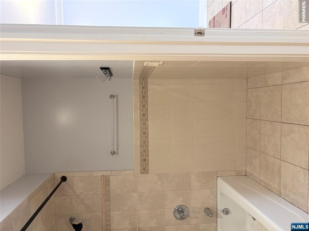 1625 Paterson Plank Road, Unit 5 Secaucus, NJ 07094 - Photo 9 of 12 Gallery Image 9