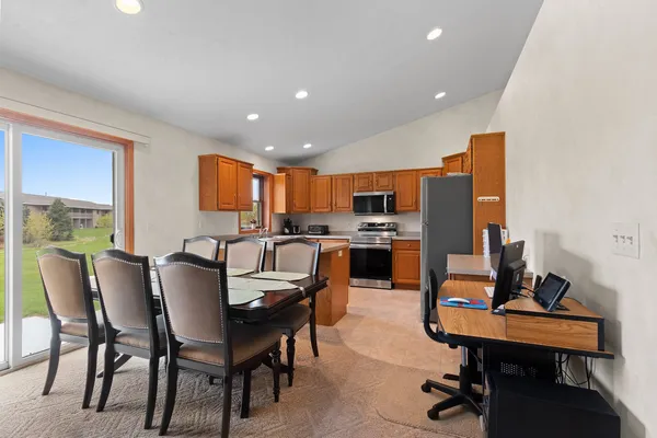 $324,900 | 5433 Brookview Drive, Appleton, WI 54913