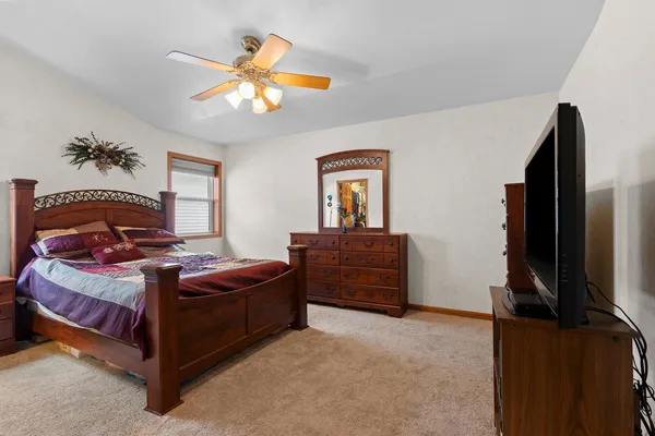 $324,900 | 5433 Brookview Drive, Appleton, WI 54913