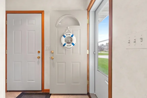 $324,900 | 5433 Brookview Drive, Appleton, WI 54913