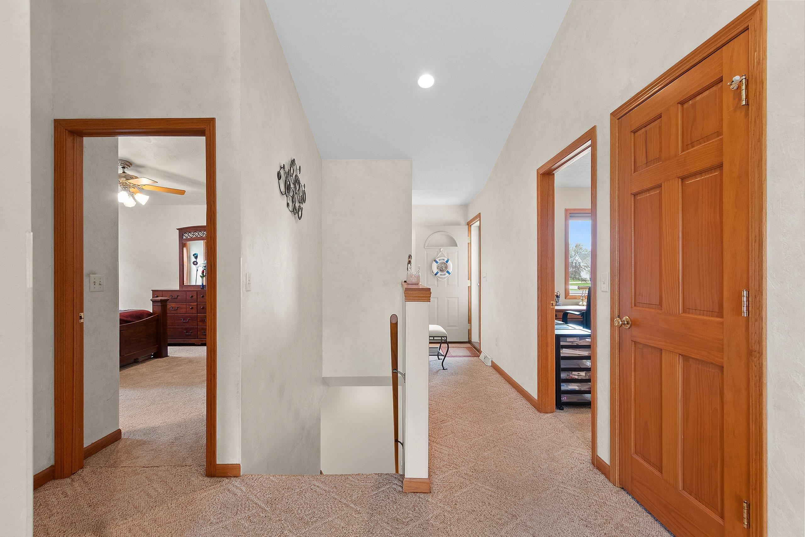 5433 Brookview Drive Appleton, WI 54913 - Photo 6 of 51