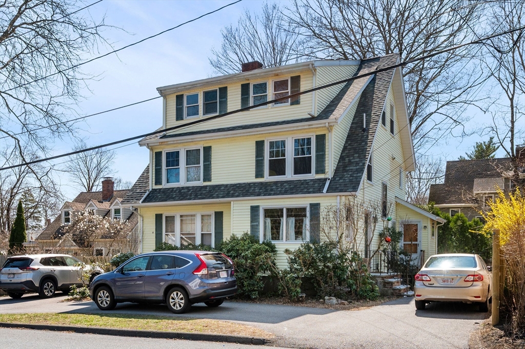 60 Denton Road, Unit 3 Wellesley, MA 02482 - Photo 2 of 33 Gallery Image 2