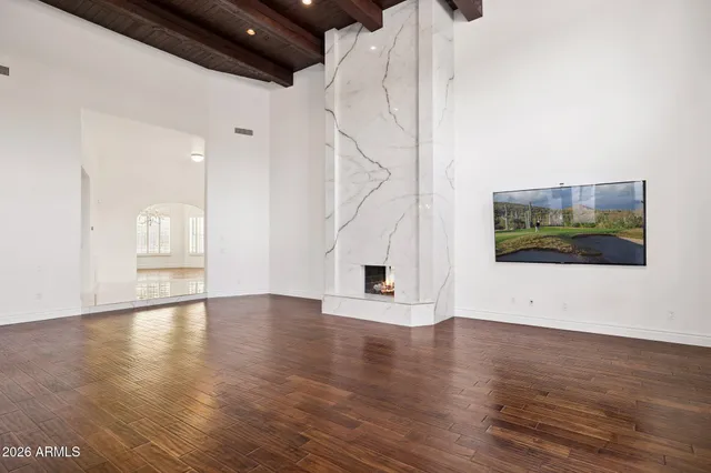 $18,000 | 8303 North 61st Place, Paradise Valley, AZ 85253