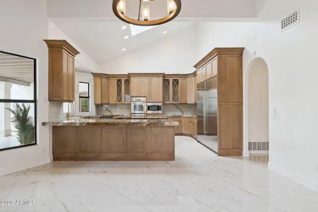 $18,000 | 8303 North 61st Place, Paradise Valley, AZ 85253