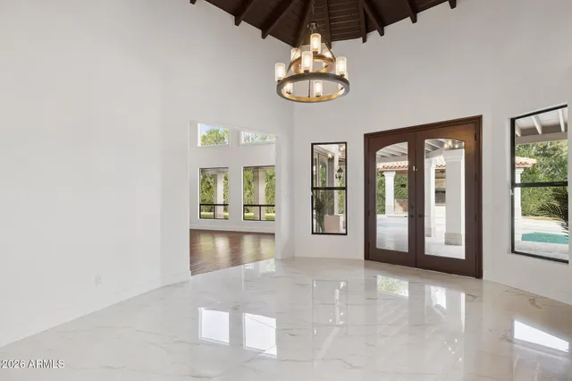 $18,000 | 8303 North 61st Place, Paradise Valley, AZ 85253