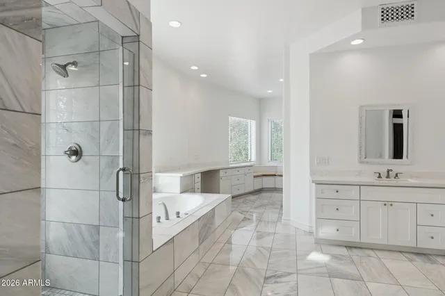 $18,000 | 8303 North 61st Place, Paradise Valley, AZ 85253