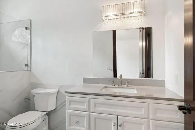 $18,000 | 8303 North 61st Place, Paradise Valley, AZ 85253