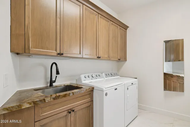 $18,000 | 8303 North 61st Place, Paradise Valley, AZ 85253