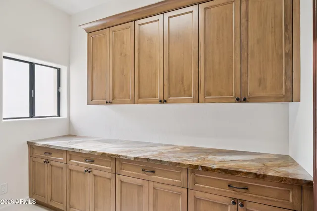 $18,000 | 8303 North 61st Place, Paradise Valley, AZ 85253