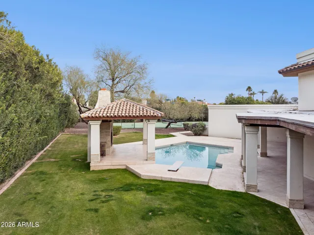 $18,000 | 8303 North 61st Place, Paradise Valley, AZ 85253