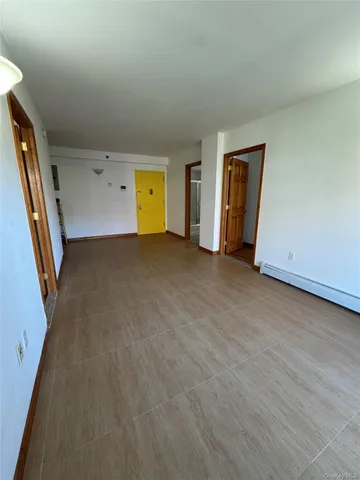 $695,000 | 35-19 Leavitt Street, Unit 3E | Flushing