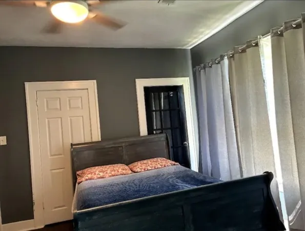 $2,800 | 2322 Oakdale Street, Houston, TX 77004