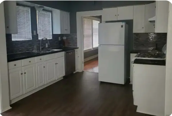 $2,800 | 2322 Oakdale Street, Houston, TX 77004