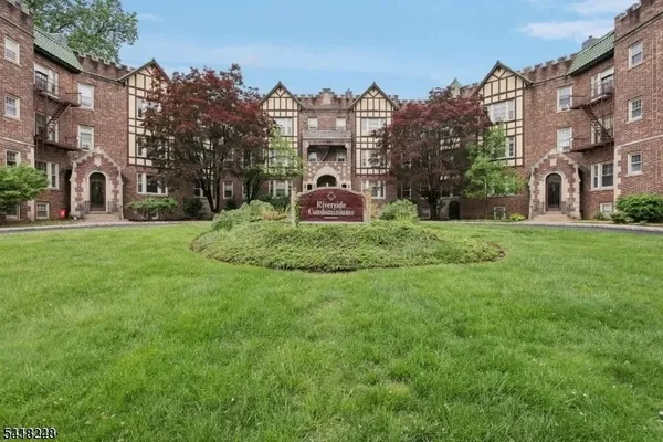 $2,000 | 4 Riverside Drive, Unit 302, Cranford, NJ 07016
