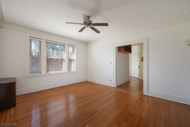4 Riverside Drive, Unit 302 Cranford, NJ 07016 - Photo 14 of 23