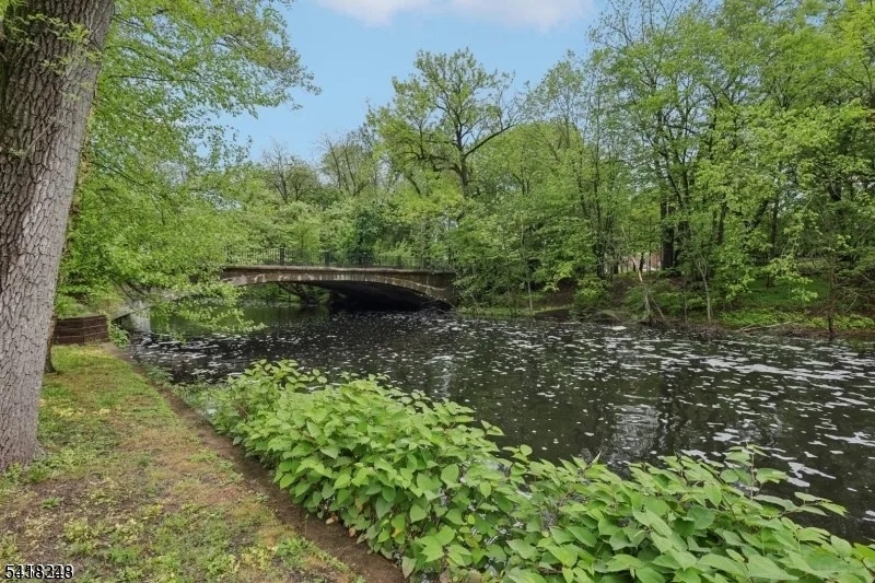 4 Riverside Drive, Unit 302 Cranford, NJ 07016 - Photo 20 of 23
