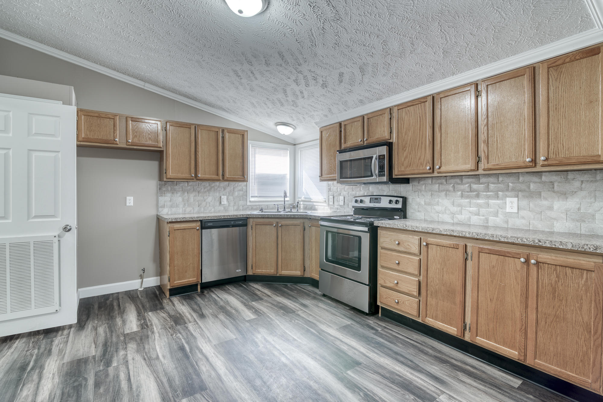 15177 Hearst Road Bristol, VA 24202 - Photo 23 of 23 15177-Hearst-Rd-Bristol-VA Highlands-Rea