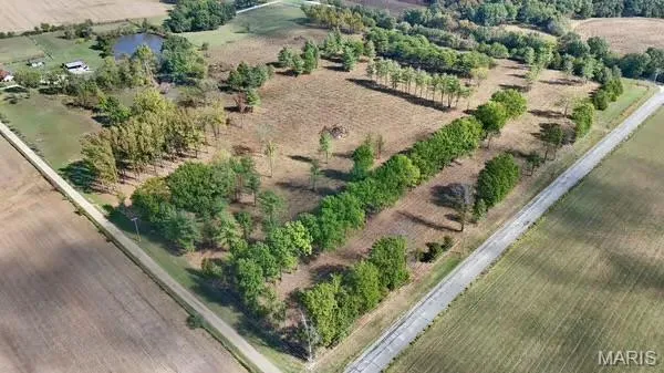 $650,000 | 18181 Hickory Lick Road, Warrenton, MO 63383