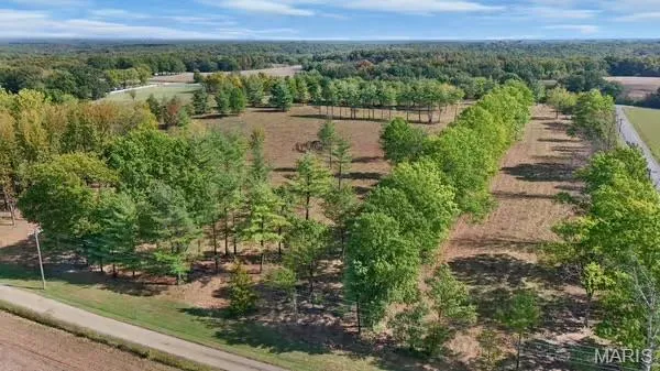 $690,000 | 18181 Hickory Lick Road, Warrenton, MO 63383