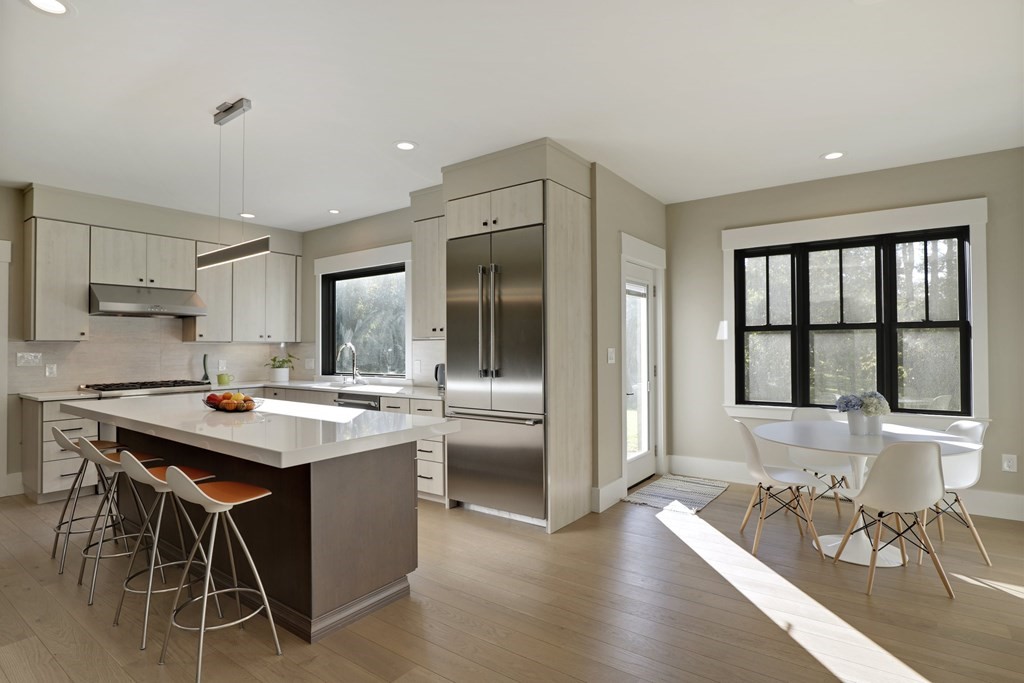 17 Applecrest Road Weston, MA 02493 - Photo 4 of 42