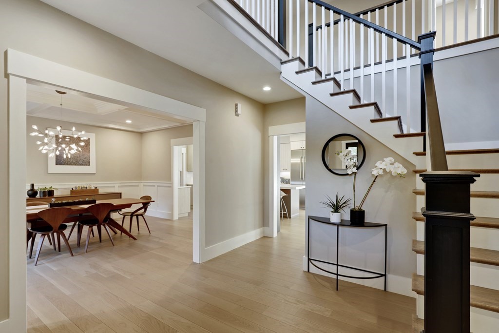 17 Applecrest Road Weston, MA 02493 - Photo 7 of 42
