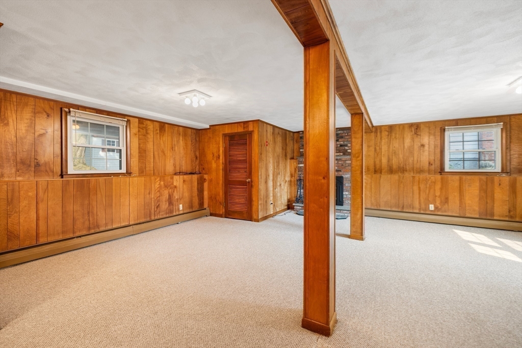 98 Sheffield Road Cranston, RI 02920 - Photo 18 of 23